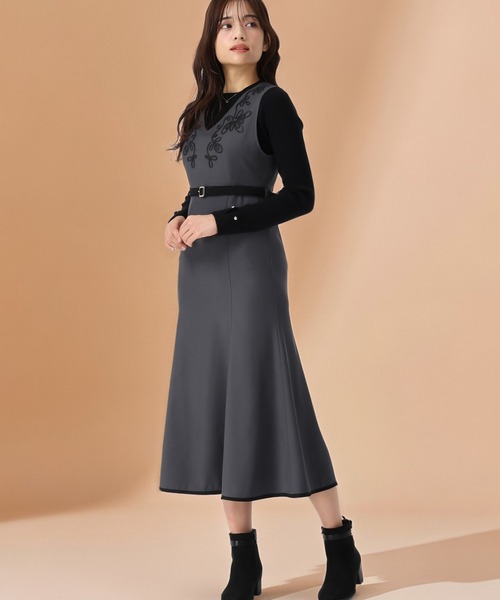 MISCH MASCH（ミッシュマッシュ）の「2025秋冬新作 コード刺繍ジャンスカ（ジャンパースカート・レディース・モカ/ワイン/グレー・M/S）」の2枚目の写真