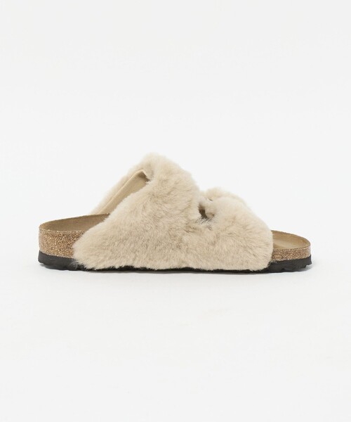 UNITED ARROWS（ユナイテッドアローズ）の「＜BIRKENSTOCK＞ARIZONA SHEARING サンダル（サンダル・レディース・ナチュラル・37/39/36/38）」の4枚目の写真