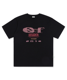 ESCAPEFROM（エスケープフロム）の「ピンクレオパード ESCFロゴコラージュプリントオーバーサイズ半袖Tシャツ ブラック（Tシャツ/カットソー）」