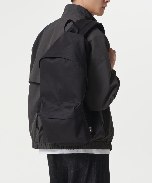 MUSINSA STANDARD（ムシンサスタンダード）の「コーデュラビッグサイズルーズバックパック[ブラック]（バックパック/リュック・レディース・その他・FREE）」の5枚目の写真