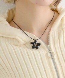 w closet（ダブルクローゼット）の「フラワーモチーフネックレス（ネックレス）」