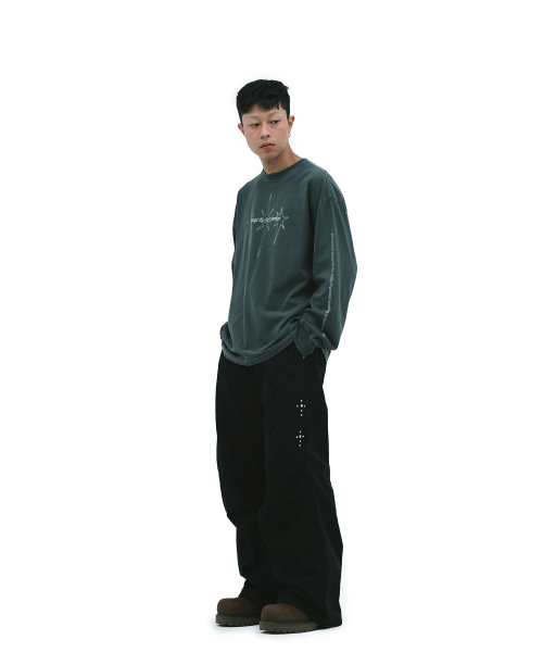 DEFGARMENTS（デフグラメンツ）の「LIGHTNING LONG SLEEVE [CHARCOAL]（Tシャツ/カットソー・レディース・その他・MEDIUM/LARGE）」の5枚目の写真