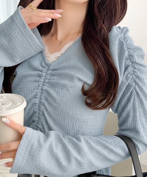 mily bilet(ミウィビレット)の「【mily bilet】カジュアルな大人ガーリーテイスト。レースドッキングパフスリーブジャガードフレアトップス(Tシャツ/カットソー・レディース・アイボリー/ブラック/ブルー・SMALL/MEDIUM/LARGE/X-LARGE)」の3枚目の写真