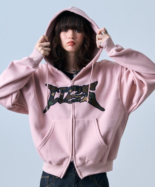 ILL'S(イルズ)の「タギング総柄 フルジップフーディ メンズ レディース ユニセックス(パーカー・メンズ・ブラウン/ピンク/ブラック/グレー・M/L)」の4枚目の写真