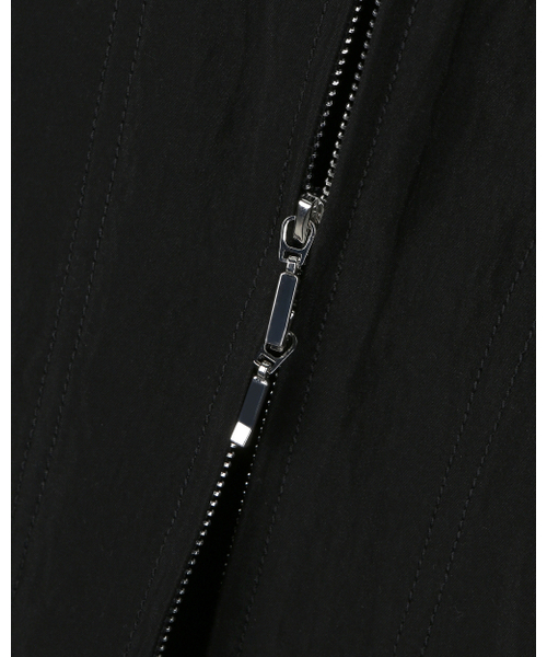 BESLOW（ビースロー）の「LAYERED HOODED ZIP UP JUMPER BLACK（パーカー・メンズ・その他・SMALL/MEDIUM/LARGE/X-LARGE）」の4枚目の写真