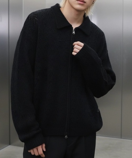 BENUSTA(ベヌスタ)の「A'GEM/9 × .kom 『BENUSTA/ベヌスタ』 OPENWORK ZIP KNIT JACKET/オープンワーク ジップニットジャケット(ニット/セーター・メンズ・アイボリー/ブラック・FREE)」の1枚目の写真
