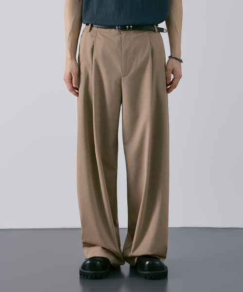 LXT（エルエックスティー）の「ツーピンタックワイドバルーンスラックス[ベージュ]（スラックス・レディース・その他・MEDIUM/LARGE/X-LARGE/XX-LARGE）」の2枚目の写真