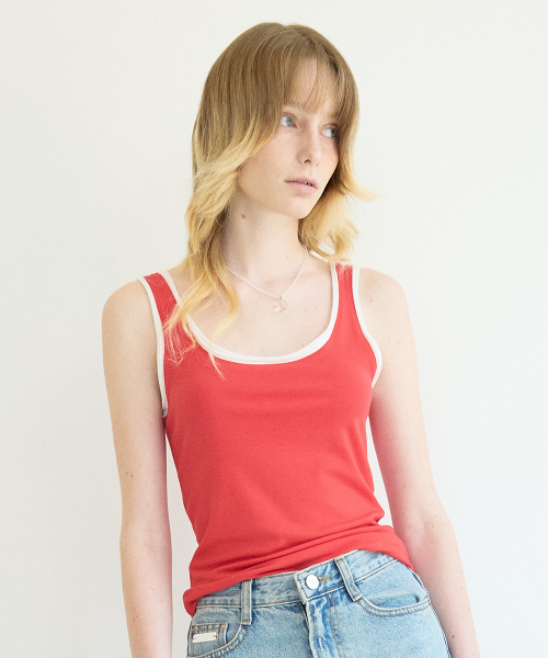 COQUET(コケット)の「U Neck Double Layered Sleeveless Red(Tシャツ/カットソー・レディース・レッド・FREE)」の3枚目の写真