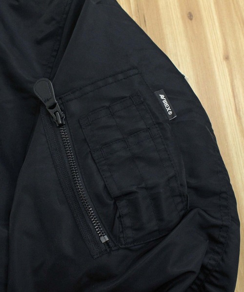 AVIREX(アヴィレックス)の「MA-1 SIGNATURE BIG LOGO(MA-1・メンズ・セージグリーン/ブラック・XXL/XL/L/M)」の15枚目の写真