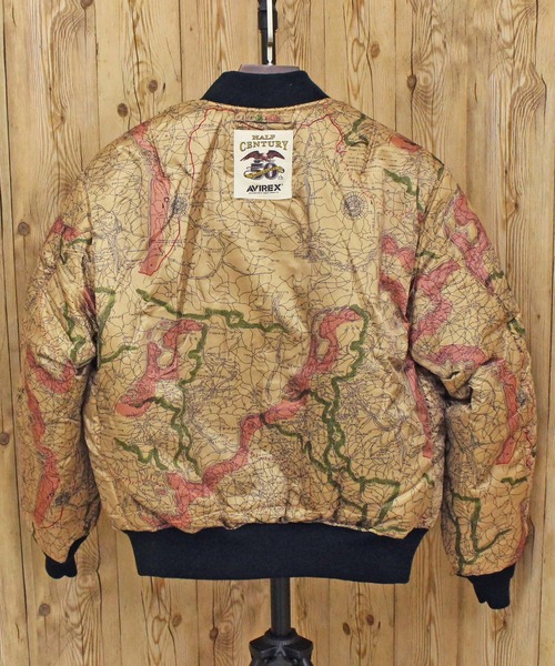 AVIREX(アヴィレックス)の「MA-1 SIGNATURE BIG LOGO(MA-1・メンズ・セージグリーン/ブラック・XXL/XL/L/M)」の19枚目の写真