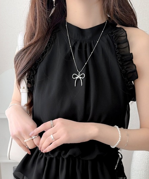 mily bilet（ミウィビレット）の「【mily bilet】旬のアメスリ×贅沢フリルで視線を釘付け。アメスリフリルブラウス（シャツ/ブラウス・レディース・ブラック系1/アイボリー/ブラック・X-LARGE/SMALL/MEDIUM/LARGE）」の12枚目の写真