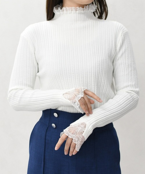 MISCH MASCH(ミッシュマッシュ)の「一部店舗限定 レースハイネックニット(ニット/セーター・レディース・ホワイト/ブラック/アイボリー・フリ-)」の1枚目の写真