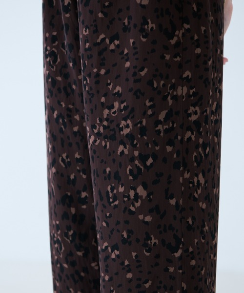MICA&DEAL(マイカ&ディール)の「【MICA&DEAL /マイカアンドディール】Print dechine pants / プリントデシンパンツ / レオパードイージーパンツ(その他パンツ・レディース・ブラウン/チャコールグレー・フリー)」の15枚目の写真