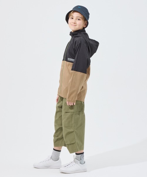 KRIFF MAYER Kid's Collection（クリフメイヤーキッズコレクション）の「【撥水・軽量・通気性】さらさらエアーフードジャケット（マウンテンパーカー・キッズ・サックスブルー/ベージュ/オリーブ/ブラック/ナチュラル・150/140/130/120/160/170）」の11枚目の写真