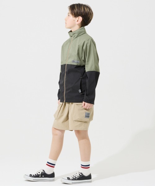 KRIFF MAYER Kid's Collection（クリフメイヤーキッズコレクション）の「【撥水・軽量・通気性】さらさらエアーフードジャケット（マウンテンパーカー・キッズ・サックスブルー/ベージュ/オリーブ/ブラック/ナチュラル・150/140/130/120/160/170）」の18枚目の写真