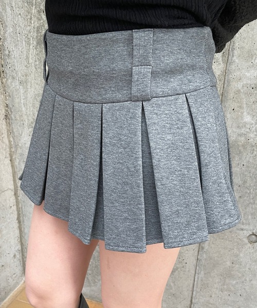 ROGER AND RAW(ロジャーアンドロウ)の「インパン付ミニプリーツスカート(スカート・レディース・グレー/ブラック・SMALL/MEDIUM)」の9枚目の写真