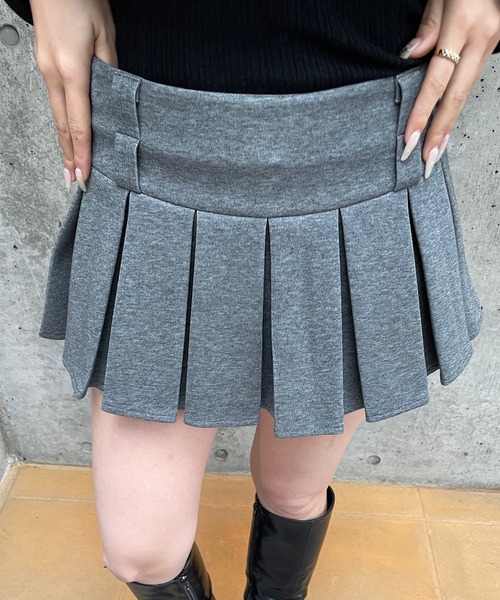 ROGER AND RAW(ロジャーアンドロウ)の「インパン付ミニプリーツスカート(スカート・レディース・グレー/ブラック・SMALL/MEDIUM)」の12枚目の写真