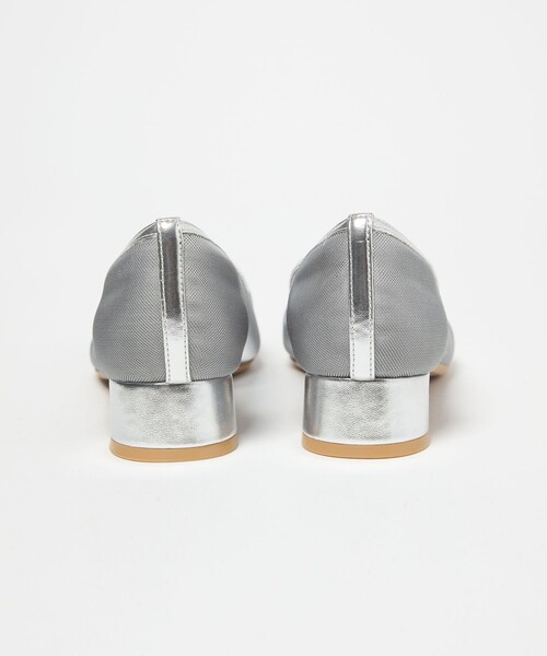 green label relaxing（グリーンレーベルリラクシング）の「ポインテッド チュール パンプス（パンプス・レディース・シルバー/ブラック・25cm/24.5cm/24cm/23.5cm/23cm/22.5cm）」の6枚目の写真