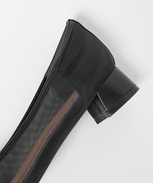 green label relaxing（グリーンレーベルリラクシング）の「ポインテッド チュール パンプス（パンプス・レディース・シルバー/ブラック・25cm/24.5cm/24cm/23.5cm/23cm/22.5cm）」の13枚目の写真