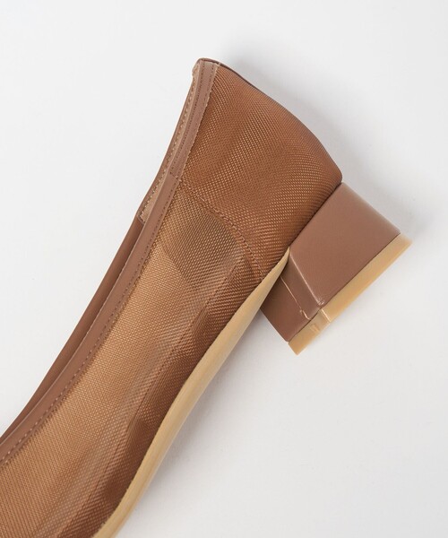 green label relaxing（グリーンレーベルリラクシング）の「ポインテッド チュール パンプス（パンプス・レディース・シルバー/ブラック・25cm/24.5cm/24cm/23.5cm/23cm/22.5cm）」の16枚目の写真