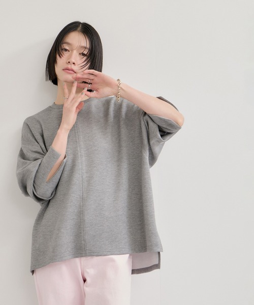 le cercle ADAM ET ROPE'(ルセルクルアダムエロペ)の「フォルムワイドプルオーバー/セットアップ対応(Tシャツ/カットソー・レディース・サックスブルー/ブラック/ライトグレー・FREE)」の1枚目の写真