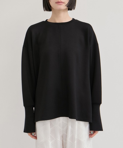 le cercle ADAM ET ROPE'(ルセルクルアダムエロペ)の「フォルムワイドプルオーバー/セットアップ対応(Tシャツ/カットソー・レディース・サックスブルー/ブラック/ライトグレー・FREE)」の10枚目の写真
