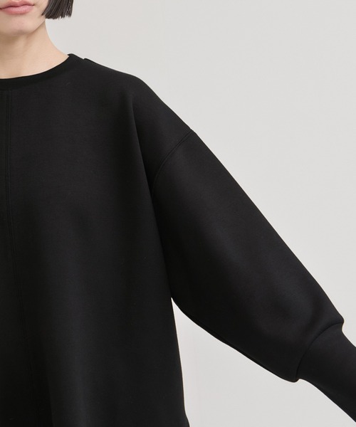 le cercle ADAM ET ROPE'(ルセルクルアダムエロペ)の「フォルムワイドプルオーバー/セットアップ対応(Tシャツ/カットソー・レディース・サックスブルー/ブラック/ライトグレー・FREE)」の14枚目の写真