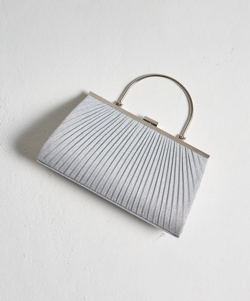 My shawty(マイシャウティー)の「pleats lame hand bag(ハンドバッグ・レディース・ブラック/シルバー/ゴールド・FREE)」の4枚目の写真