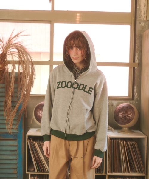 Zooodle（ズードル）の「Logo sweat hoodie - ロゴスウェットフーディー -（パーカー・メンズ・グレー/ブラウン・MEDIUM/LARGE）」の9枚目の写真