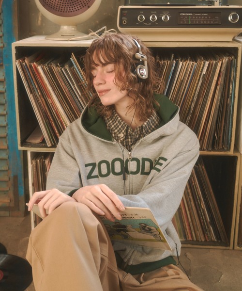 Zooodle（ズードル）の「Logo sweat hoodie - ロゴスウェットフーディー -（パーカー・メンズ・グレー/ブラウン・MEDIUM/LARGE）」の18枚目の写真