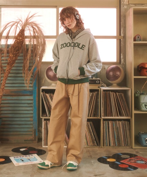 Zooodle（ズードル）の「Logo sweat hoodie - ロゴスウェットフーディー -（パーカー・メンズ・グレー/ブラウン・MEDIUM/LARGE）」の12枚目の写真