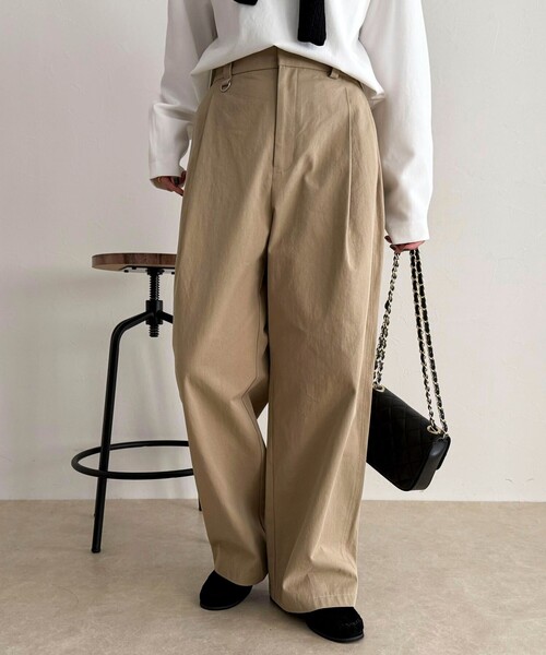 fredy emue（フレディエミュ）の「チノタックパンツ（チノパンツ・レディース・ベージュ/ブラウン・38/36/34）」の7枚目の写真