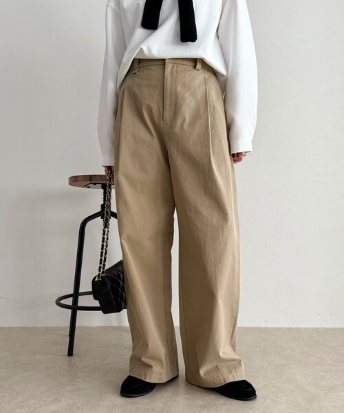 fredy emue（フレディエミュ）の「チノタックパンツ（チノパンツ・レディース・ベージュ/ブラウン・38/36/34）」の12枚目の写真