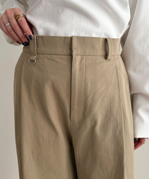 fredy emue（フレディエミュ）の「チノタックパンツ（チノパンツ・レディース・ベージュ/ブラウン・38/36/34）」の19枚目の写真