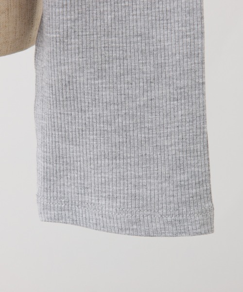 one after another NICE CLAUP(ワンアフターアナザーナイスクラップ)の「プレート付きカットソー(Tシャツ/カットソー・レディース・杢グレー/オフホワイト/サックスブルー/ブラック・FREE)」の20枚目の写真