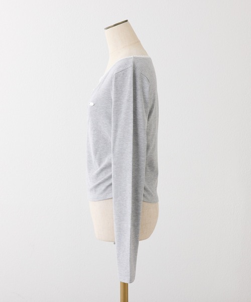 one after another NICE CLAUP(ワンアフターアナザーナイスクラップ)の「プレート付きカットソー(Tシャツ/カットソー・レディース・杢グレー/オフホワイト/サックスブルー/ブラック・FREE)」の22枚目の写真