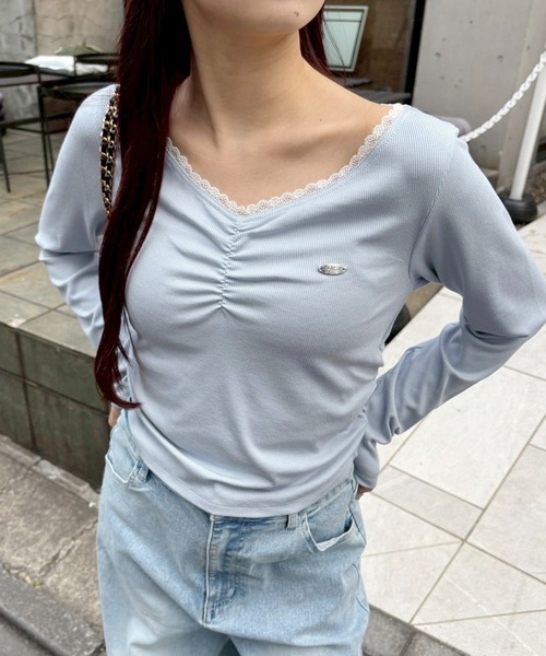 one after another NICE CLAUP(ワンアフターアナザーナイスクラップ)の「プレート付きカットソー(Tシャツ/カットソー・レディース・杢グレー/オフホワイト/サックスブルー/ブラック・FREE)」の10枚目の写真