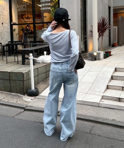 one after another NICE CLAUP(ワンアフターアナザーナイスクラップ)の「プレート付きカットソー(Tシャツ/カットソー・レディース・杢グレー/オフホワイト/サックスブルー/ブラック・FREE)」の12枚目の写真