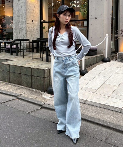 one after another NICE CLAUP(ワンアフターアナザーナイスクラップ)の「プレート付きカットソー(Tシャツ/カットソー・レディース・杢グレー/オフホワイト/サックスブルー/ブラック・FREE)」の13枚目の写真