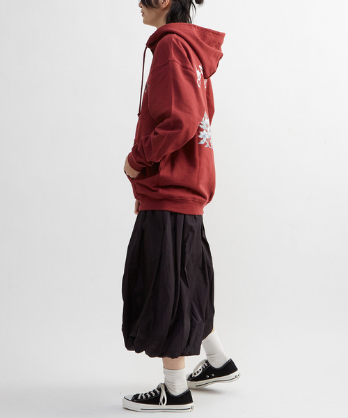 CONVERSE TOKYO（コンバーストウキョウ）の「TWIST GATHERD BALLOON SKIRT（スカート・レディース・グレイッシュベージュ/ブラック・FREE）」の11枚目の写真