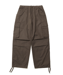 Big Union（ ）の「PLEATED CARGO PANTS (CT) / BROWN（スウェットパンツ）」