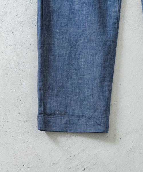 quadro（クオドロ）の「グレイッシュネイビーストレッチデニムイージーパンツ（デニムパンツ・メンズ・ネイビー・MEDIUM）」の15枚目の写真