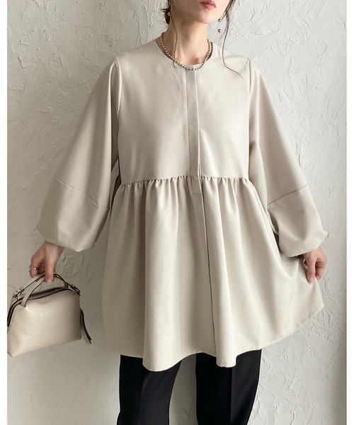 She's Closet(シーズクローゼット)の「ウエストギャザー切り替え長袖ペプラムノーカラージャケット(その他トップス・レディース・ネイビー/ベージュ/ブラック・L/M)」の15枚目の写真