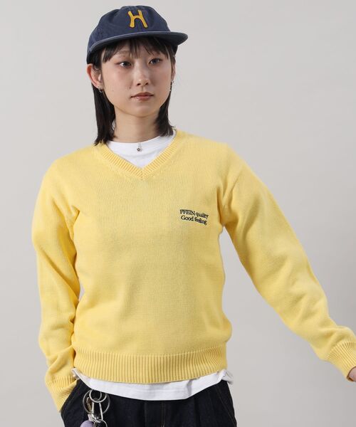 FFEIN(フェイン)の「【FFEIN(フェイン)】ワンポイントロゴVネックニット/ 刺繍 ワンポイント 長袖 綿ニット【短丈】(ニット/セーター・メンズ・ネイビー/イエロー/ブラック/ブルー/ピンク/アイボリー・SMALL/LARGE/MEDIUM)」の20枚目の写真