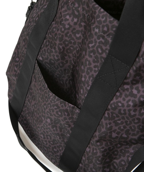 Drifter（ドリフター）の「LUNE TOTE／ルーントート（ショルダーバッグ・レディース・パープル/ブラック/ピーコックグリーン系/ブラック系その他・FREE）」の11枚目の写真