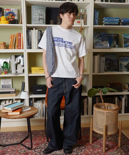 FFEIN(フェイン)の「【FFEIN(フェイン)】パッケージ発泡ロゴTシャツ / Tシャツ クルーネック 半袖 プリント 発砲ロゴ【短丈】(Tシャツ/カットソー・メンズ・ライトブルー/アッシュグレー/ネイビー/ホワイト・SMALL/LARGE/MEDIUM)」の18枚目の写真