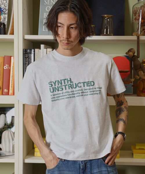 FFEIN(フェイン)の「【FFEIN(フェイン)】パッケージ発泡ロゴTシャツ / Tシャツ クルーネック 半袖 プリント 発砲ロゴ【短丈】(Tシャツ/カットソー・メンズ・ライトブルー/アッシュグレー/ネイビー/ホワイト・SMALL/LARGE/MEDIUM)」の8枚目の写真