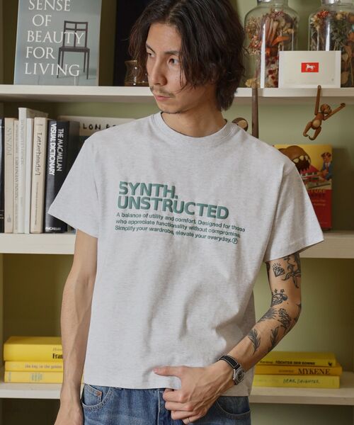 FFEIN(フェイン)の「【FFEIN(フェイン)】パッケージ発泡ロゴTシャツ / Tシャツ クルーネック 半袖 プリント 発砲ロゴ【短丈】(Tシャツ/カットソー・メンズ・ライトブルー/アッシュグレー/ネイビー/ホワイト・SMALL/LARGE/MEDIUM)」の9枚目の写真