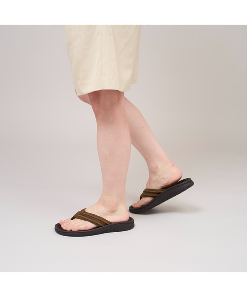 Clarks(クラークス)の「Wesley Surf / ウェスリーサーフ (ビーズワックス)(サンダル・メンズ・ブラウン・UK9/UK8/UK7/UK11/UK10/UK6)」の13枚目の写真