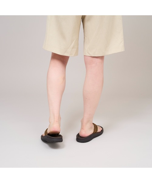 Clarks(クラークス)の「Wesley Surf / ウェスリーサーフ (ビーズワックス)(サンダル・メンズ・ブラウン・UK9/UK8/UK7/UK11/UK10/UK6)」の14枚目の写真